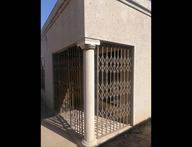 3 BEDROOM HOUSE FOR SALE IN EMDENI